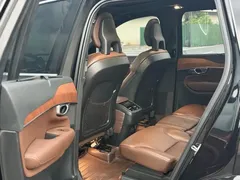 2021 Volvo XC90 7-seat, чёрный — фото 21