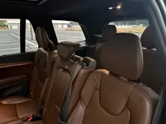 2021 Volvo XC90 7-seat, чёрный — фото 24