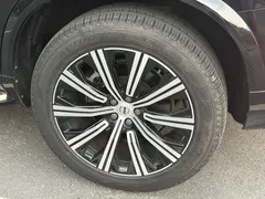 2021 Volvo XC90 7-seat, чёрный — фото 30
