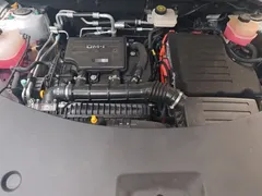 2025 BYD Song Pro 2nd Gen Smart Driving DM-i PHEV 75km Leading, белый — фото 16