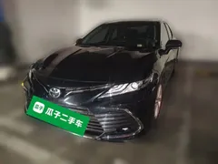 2021 Toyota Camry 2.0G Luxury, чёрный — фото 1