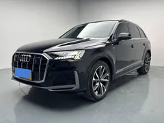 2021 Audi Q7 55 TFSI quattro S line Sport, чёрный — фото 1