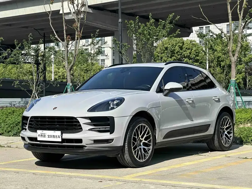 2021 Porsche Macan 2.0T