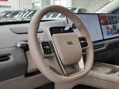 2025 Li Auto i8 Standard, чёрный — фото 4