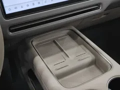 2025 Li Auto i8 Standard, чёрный — фото 8