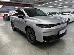 2024 Leapmotor C16 EREV 200 Premium — фото 3