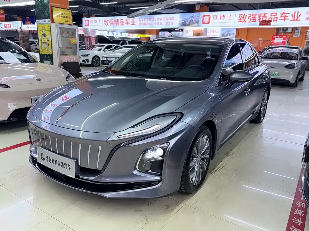 2024 Hongqi E-QM5 EV 610km Plus