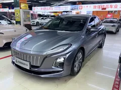 2024 Hongqi E-QM5 EV 610km Plus — фото 1