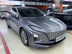 2024 Hongqi E-QM5 EV 610km Plus — фото 3