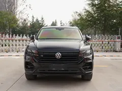 2021 Volkswagen Touareg 3.0TSI Black Sport Package, чёрный — фото 2