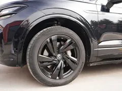 2021 Volkswagen Touareg 3.0TSI Black Sport Package, чёрный — фото 13