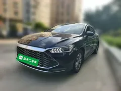 2024 BYD Qin PLUS Honor DM-i PHEV 55km Leading, синий — фото 1