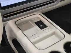 2025 Li Auto i8 Standard, белый — фото 6