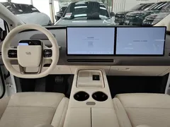 2025 Li Auto i8 Standard, белый — фото 12
