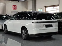 2025 Li Auto i8 Standard, белый — фото 14