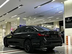 2023 BMW 3 Series 325Li M Sport Dark Night Package, чёрный — фото 6