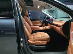 2024 Leapmotor C16 EREV 200 Premium — фото 11