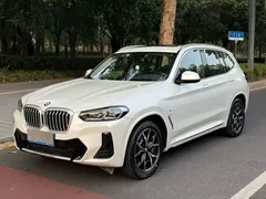 2022 BMW X3, белый — фото 1