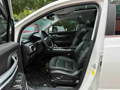2020 Geely Okavango 1.8TD DCT Luxury 7-seat, белый — фото 12