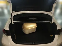 2023 Toyota Corolla 1.8L Hybrid Pioneer, белый — фото 15