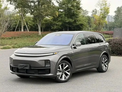 2023 Li Auto L7