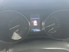 2022 Toyota C-HR 2.0L Leading, белый — фото 8