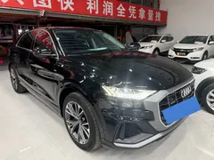 2023 Audi Q8 55 TFSI Luxury Sport, чёрный — фото 2