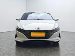 2021 Hyundai Elantra 240TGDi DCT LUX Premium, белый — фото 5