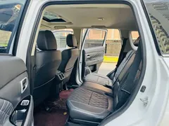 2021 Mitsubishi Outlander 2.4L 4WD 5-seat, белый — фото 6