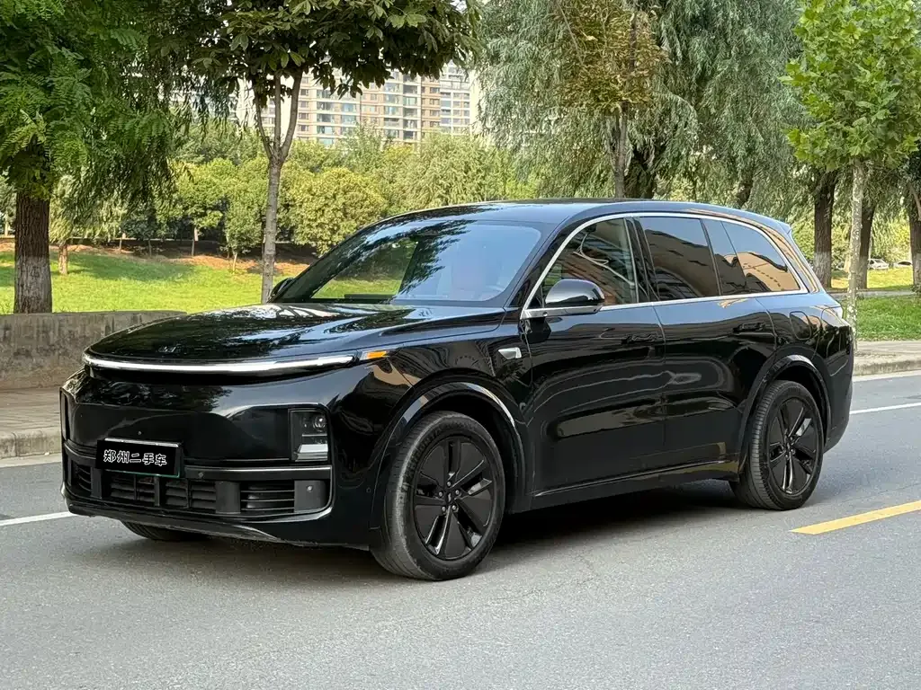 2024 Li Auto L8