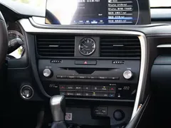 2020 Lexus RX 300 4WD Elegant — фото 17