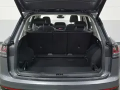 2023 Volkswagen Tayron 380TSI 4WD R-Line — фото 16