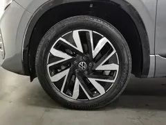 2023 Volkswagen Tayron 380TSI 4WD R-Line — фото 17