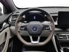 2023 BYD Qin PLUS Champion DM-i PHEV 55KM Leading — фото 11