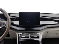 2023 BYD Qin PLUS Champion DM-i PHEV 55KM Leading — фото 12