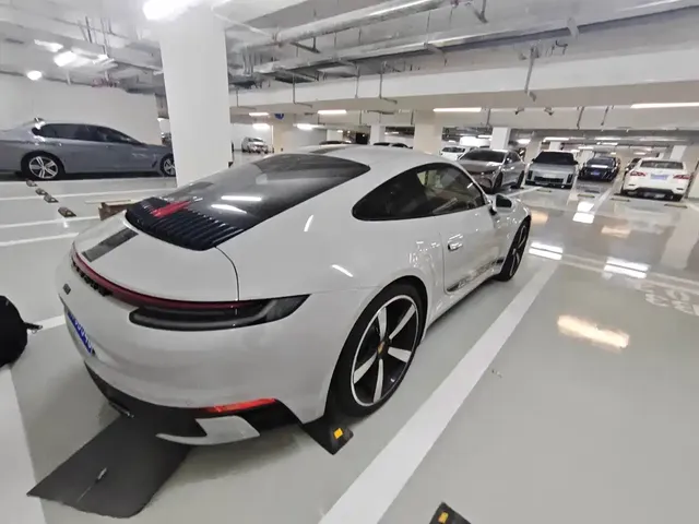 2022 Porsche 911 Carrera S 3.0T