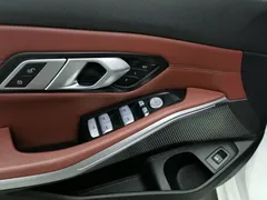 2023 BMW 3 Series 325Li M Sport Package, белый — фото 9