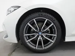 2023 BMW 3 Series 325Li M Sport Package, белый — фото 17