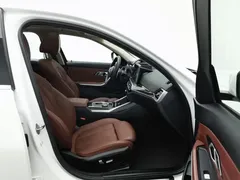 2023 BMW 3 Series 325Li M Sport Package, белый — фото 23