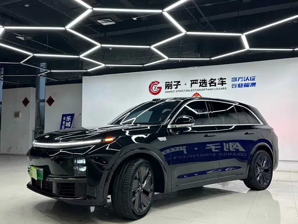 2025 Li Auto L7