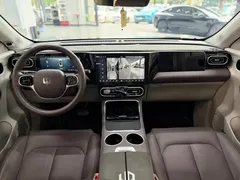 2023 Leapmotor C11 EREV 300 Comfort — фото 7