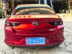 2023 Mazda 3 2.0L AT — фото 3