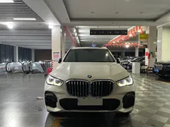 2021 BMW X5 xDrive40i M Sport Package, белый — фото 2