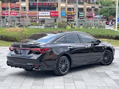 2021 Toyota Avalon 2.5L Touring Premium Sport, чёрный — фото 4