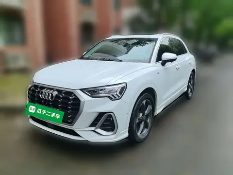 2022 Audi Q3 35 TFSI Fashion Dynamic