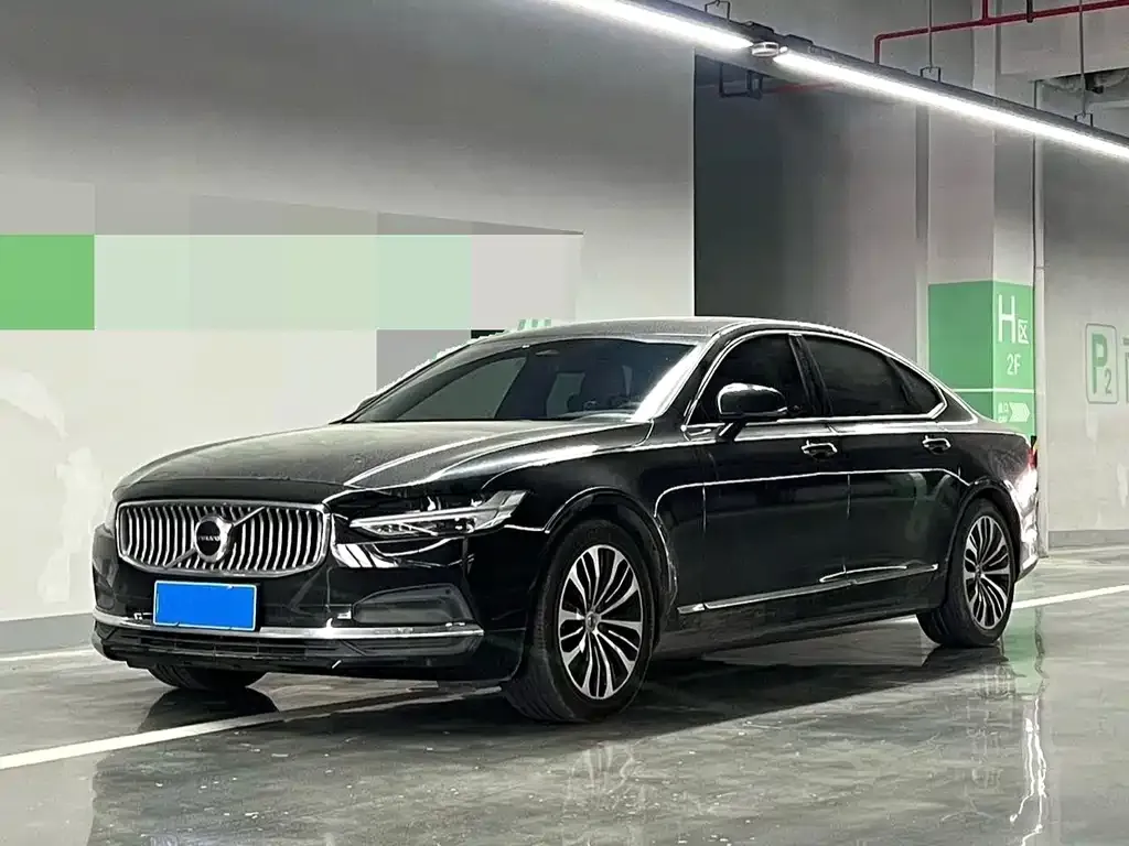 2023 Volvo S90