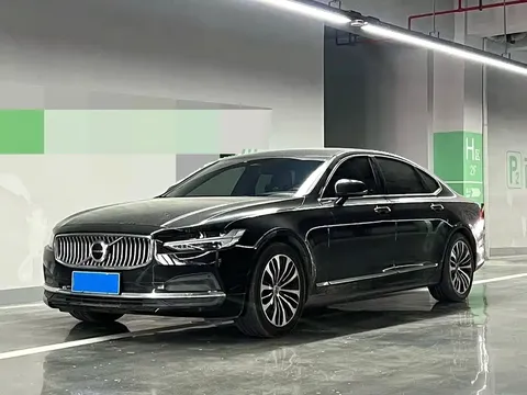 2023 Volvo S90