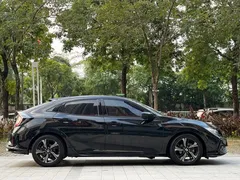 2021 Honda Civic Hatchback 220Turbo CVT, чёрный — фото 4