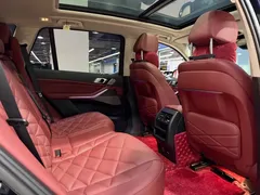 2022 BMW X5 30Li Premium M Sport Package, чёрный — фото 11