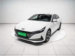 2021 Hyundai Elantra 240TGDi DCT LUX Premium, белый — фото 1